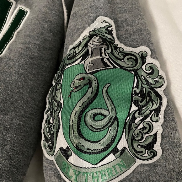 SLYTHERIN SWEATSHIRT - Picture 2 of 5
